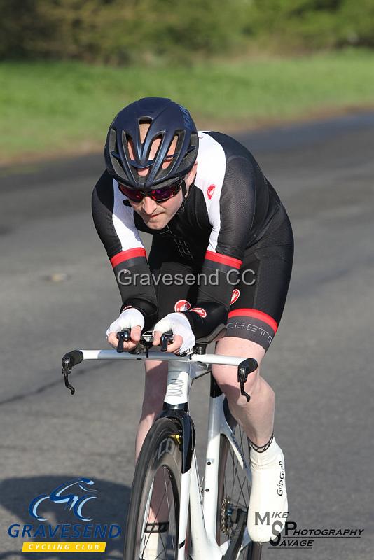 20180422-0126.jpg - Tri Spirit Team rider Tony Carty at  KCA 10 Time Trial 22-April-2018, Lenham, Kent
