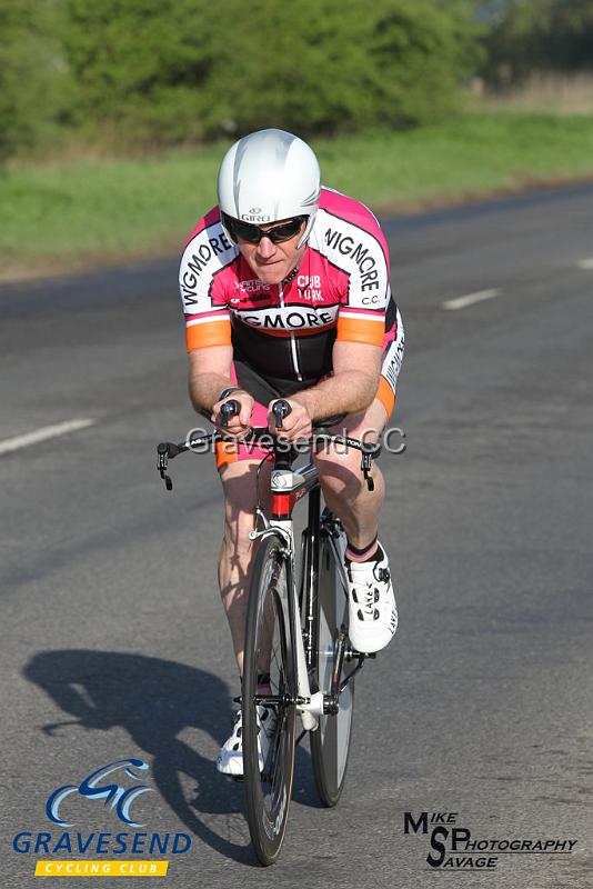 20180422-0200.jpg - Wigmore CC rider Robert Philbrook at  KCA 10 Time Trial 22-April-2018, Lenham, Kent