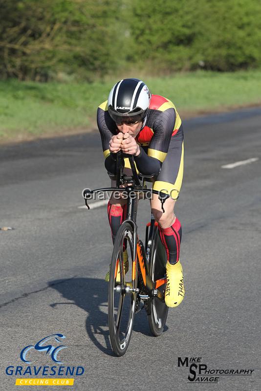 20180422-0263.jpg - Thanet RC rider Adrian Hawkins at  KCA 10 Time Trial 22-April-2018, Lenham, Kent