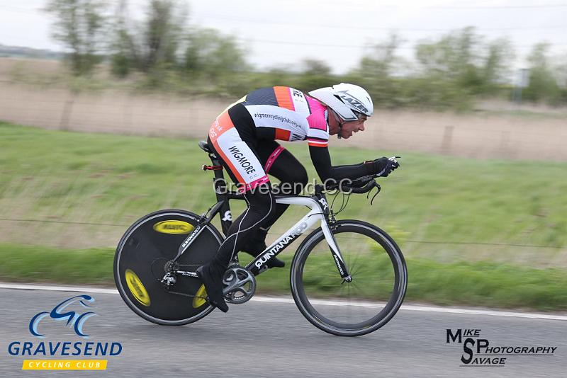 20180424-0148.jpg - Keith Walker at GCC Evening 10 Time Trial 25-April-2018.  Isle of Grain, Kent.