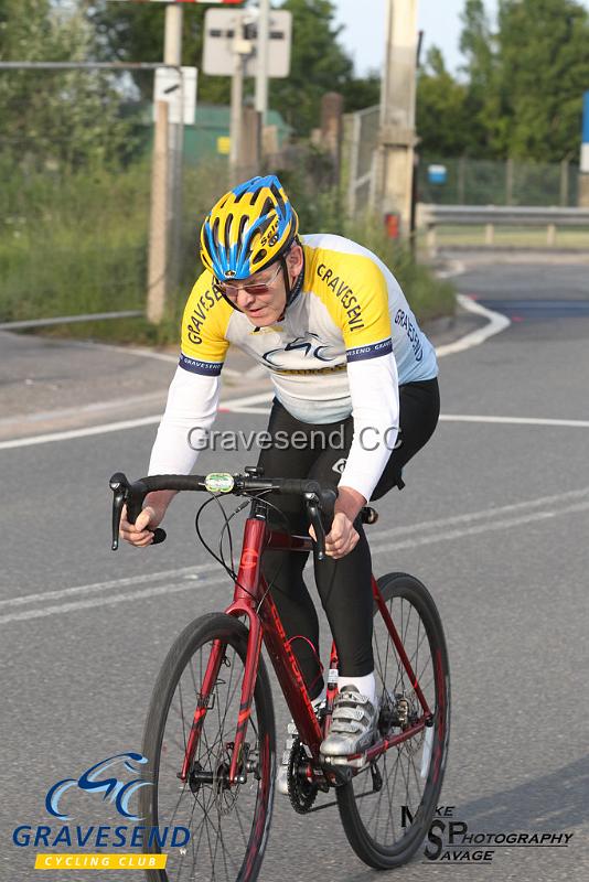 20180605-0004.jpg - GCC Rider Dave Abbots at GCC Evening 10 Time Trial 05-June-2018.  Isle of Grain, Kent.