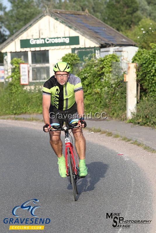 20180605-0068.jpg - Swale Tri Rider Chris Jessup at GCC Evening 10 Time Trial 05-June-2018.  Isle of Grain, Kent.