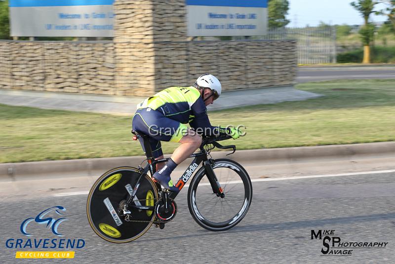 20180605-0325.jpg - Kassei Rider Graham Strugnell at GCC Evening 10 Time Trial 05-June-2018.  Isle of Grain, Kent.