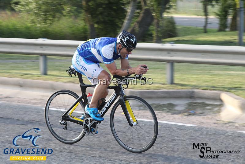 20180605-0367.jpg - Medway Tri Rider Dean Radcliffe at GCC Evening 10 Time Trial 05-June-2018.  Isle of Grain, Kent.