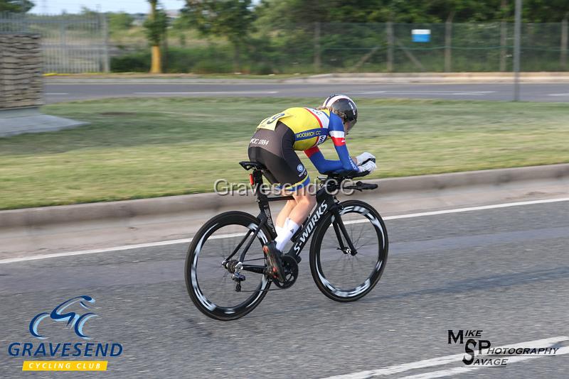 20180605-0469.jpg - Woolwich CC Rider Matthew Robertson at GCC Evening 10 Time Trial 05-June-2018.  Isle of Grain, Kent.