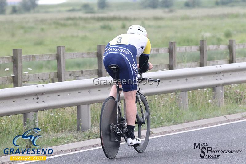 20180612-0041.jpg - GCC Rider Steve Harrington at GCC Evening 10 Time Trial 12-June-2018.  Isle of Grain, Kent.