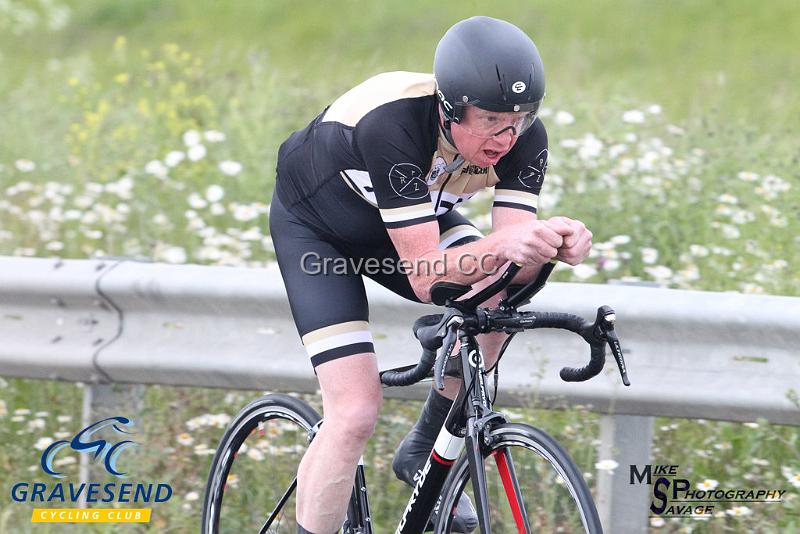 20180612-0095.jpg - PRTZ CC Rider Ross Prielipp at GCC Evening 10 Time Trial 12-June-2018.  Isle of Grain, Kent.