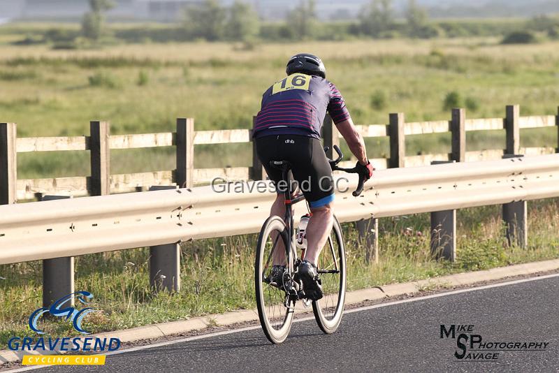 20180612-0205.jpg - Dartford and Whiteoak CC Rider Mark Milsom at GCC Evening 10 Time Trial 12-June-2018.  Isle of Grain, Kent.