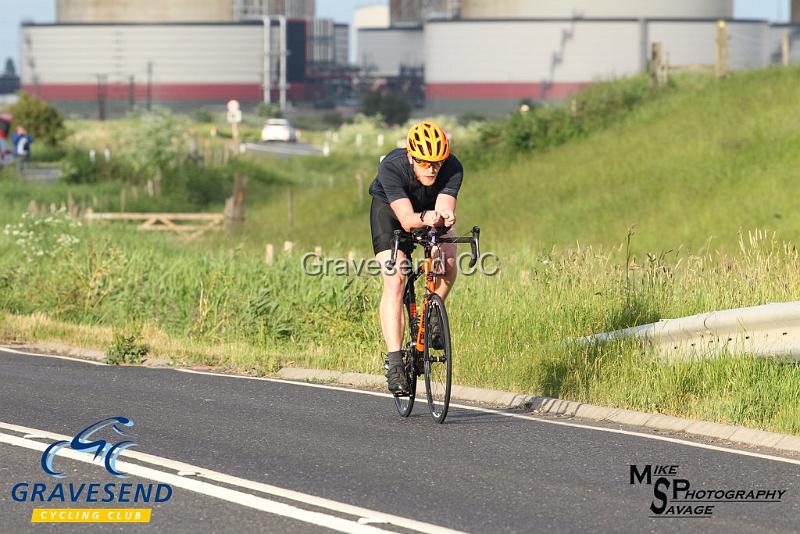 20180612-0211.jpg - GCC Rider Robert Blair at GCC Evening 10 Time Trial 12-June-2018.  Isle of Grain, Kent.