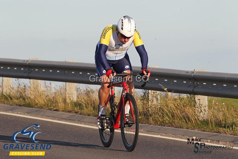20180619-0022.jpg - GCC Rider Mike Harrington at GCC Evening 10 Time Trial 19-June-2018.  Isle of Grain, Kent.