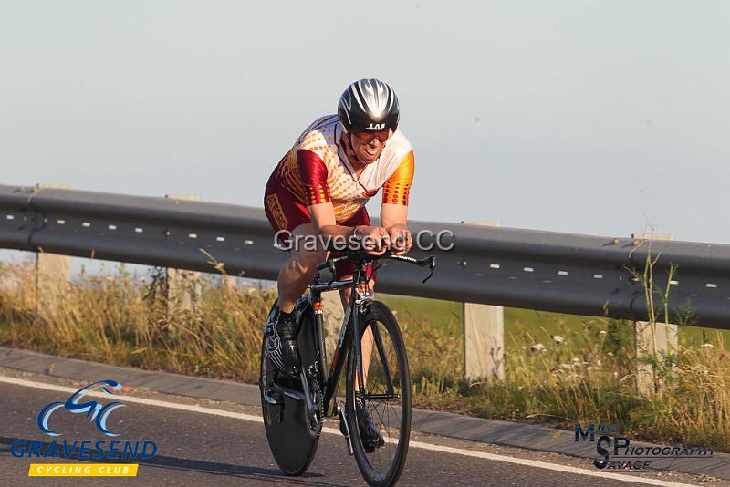 20180619-0106.jpg - Catford CC Rider A Beswetherick at GCC Evening 10 Time Trial 19-June-2018.  Isle of Grain, Kent.