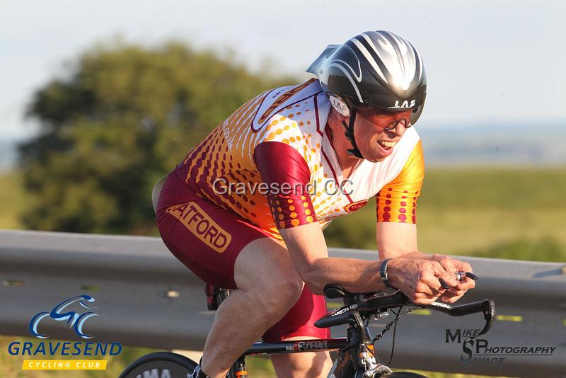 20180619-0115.jpg - Catford CC Rider A Beswetherick at GCC Evening 10 Time Trial 19-June-2018.  Isle of Grain, Kent.