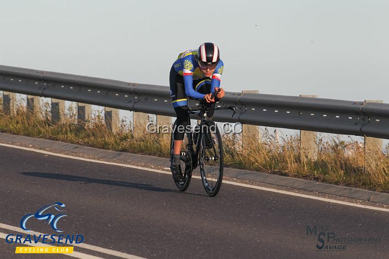 20180619-0170.jpg - Woolwich CC Rider Matthew Robertson at GCC Evening 10 Time Trial 19-June-2018.  Isle of Grain, Kent.