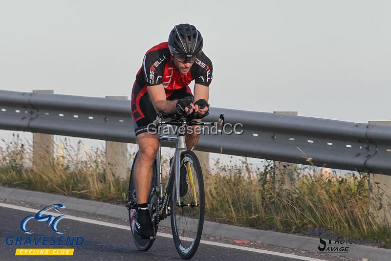 20180619-0194.jpg - Medway Tri Rider Tristan Hodges at GCC Evening 10 Time Trial 19-June-2018.  Isle of Grain, Kent.