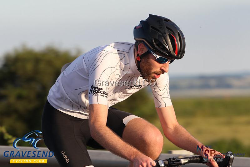 20180619-0340.jpg - GCC Rider Chris Mayhew at GCC Evening 10 Time Trial 19-June-2018.  Isle of Grain, Kent.