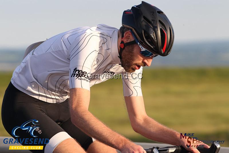 20180619-0342.jpg - GCC Rider Chris Mayhew at GCC Evening 10 Time Trial 19-June-2018.  Isle of Grain, Kent.