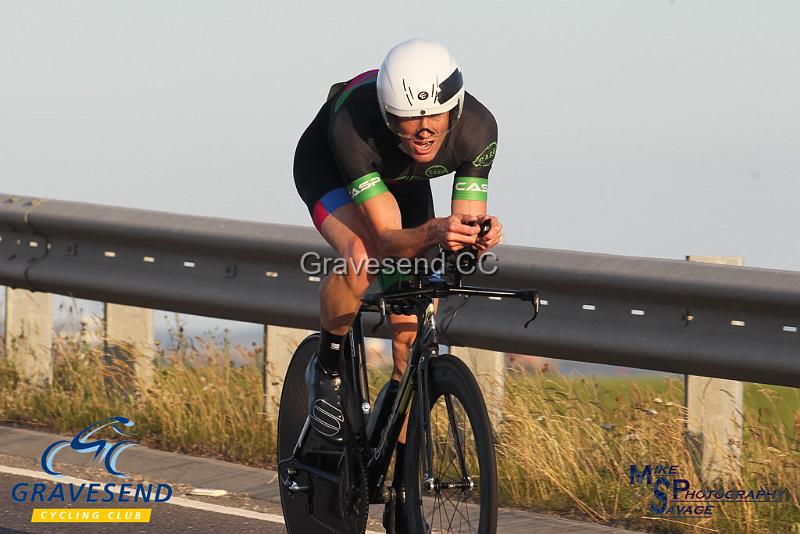 20180619-0353.jpg - Medway Tri Rider James Amy at GCC Evening 10 Time Trial 19-June-2018.  Isle of Grain, Kent.