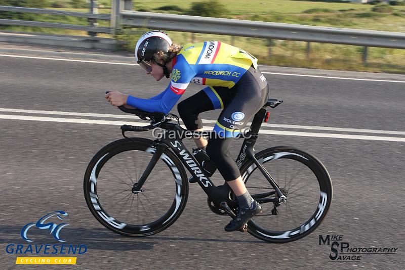 20180619-0426.jpg - Woolwich CC Rider Matthew Robertson at GCC Evening 10 Time Trial 19-June-2018.  Isle of Grain, Kent.