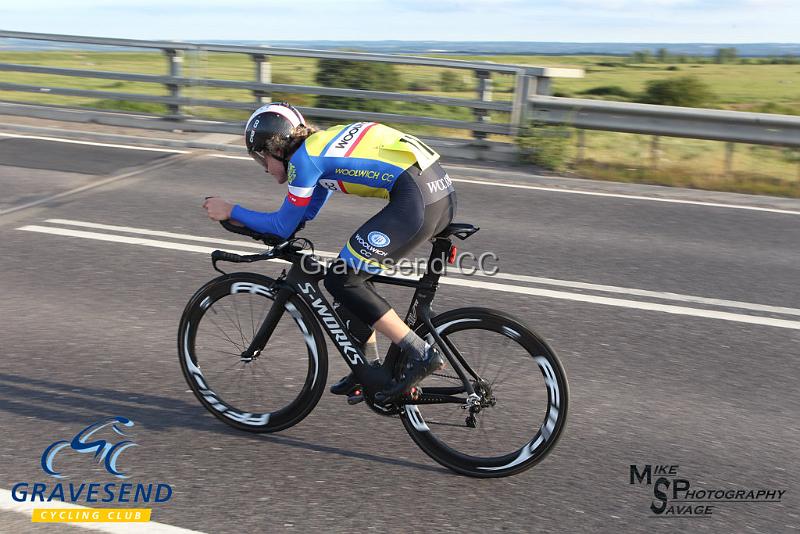 20180619-0427.jpg - Woolwich CC Rider Matthew Robertson at GCC Evening 10 Time Trial 19-June-2018.  Isle of Grain, Kent.