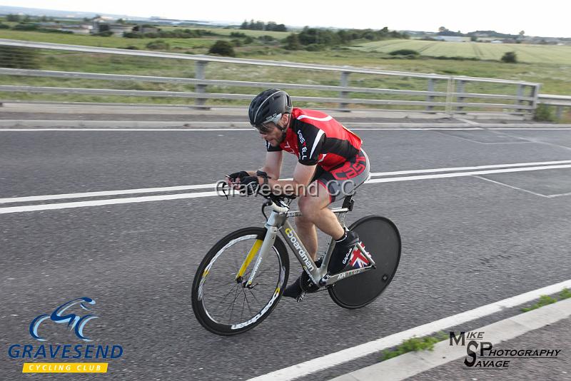 20180619-0448.jpg - Medway Tri Rider Tristan Hodges at GCC Evening 10 Time Trial 19-June-2018.  Isle of Grain, Kent.