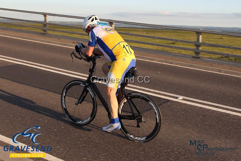 20180619-0497.jpg - CC Bexley Rider Mick Morris at GCC Evening 10 Time Trial 19-June-2018.  Isle of Grain, Kent.