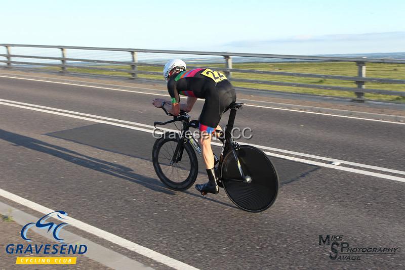 20180619-0510.jpg - Medway Tri Rider James Amy at GCC Evening 10 Time Trial 19-June-2018.  Isle of Grain, Kent.