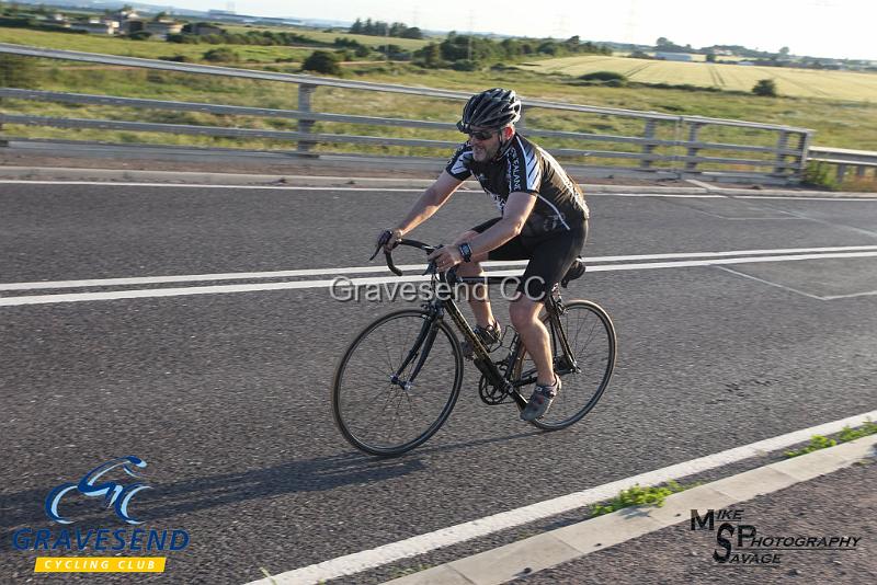 20180619-0544.jpg - Medway Tri Rider Peter Stawowski at GCC Evening 10 Time Trial 19-June-2018.  Isle of Grain, Kent.