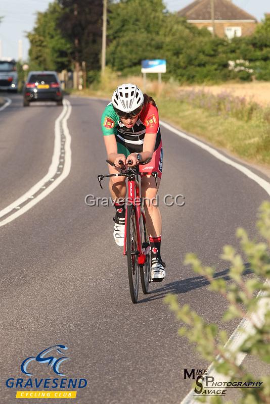 20180703-0023.jpg - Medway Tri Rider Jenny Wallace at GCC Evening 10 Time Trial 07-July-2018.  Isle of Grain, Kent.