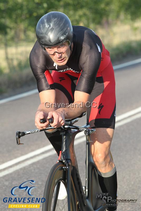 20180703-0045.jpg - GCC Rider Martin Jessup at GCC Evening 10 Time Trial 07-July-2018.  Isle of Grain, Kent.
