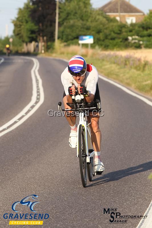 20180703-0077.jpg - Medway Tri Rider C Shawcross at GCC Evening 10 Time Trial 07-July-2018.  Isle of Grain, Kent.