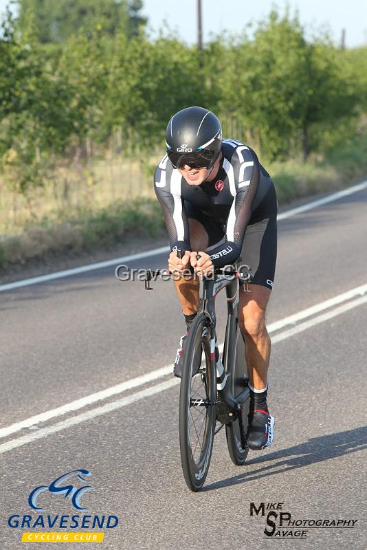 20180703-0088.jpg - Wigmore CC Rider R Smith at GCC Evening 10 Time Trial 07-July-2018.  Isle of Grain, Kent.
