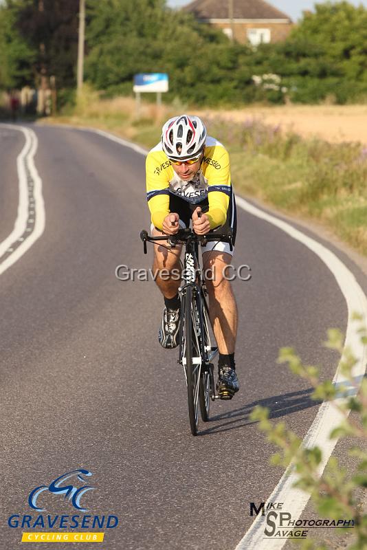 20180703-0179.jpg - GCC Rider Roger Turk at GCC Evening 10 Time Trial 07-July-2018.  Isle of Grain, Kent.