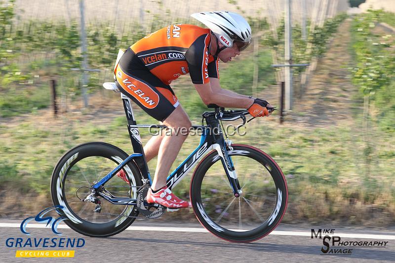 20180703-0189.jpg - VC Elan Rider Gary Birch at GCC Evening 10 Time Trial 07-July-2018.  Isle of Grain, Kent.