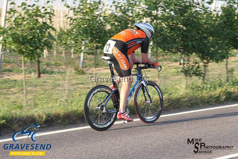 20180703-0192.jpg - VC Elan Rider Gary Birch at GCC Evening 10 Time Trial 07-July-2018.  Isle of Grain, Kent.