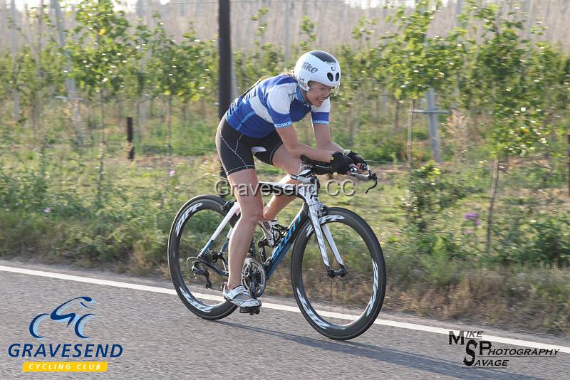 20180703-0197.jpg - Medway Tri Rider Andri De Wit at GCC Evening 10 Time Trial 07-July-2018.  Isle of Grain, Kent.
