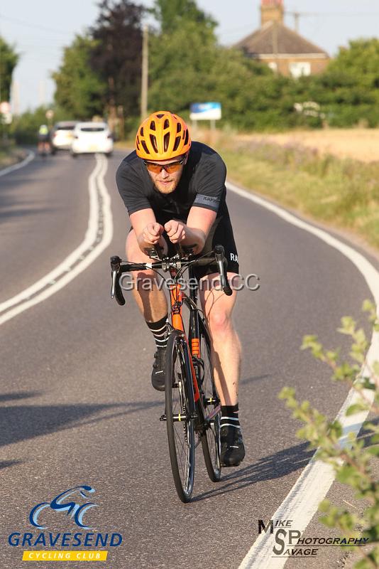 20180703-0212.jpg - GCC Rider Robert Blair at GCC Evening 10 Time Trial 07-July-2018.  Isle of Grain, Kent.