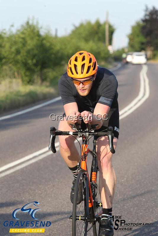 20180703-0214.jpg - GCC Rider Robert Blair at GCC Evening 10 Time Trial 07-July-2018.  Isle of Grain, Kent.