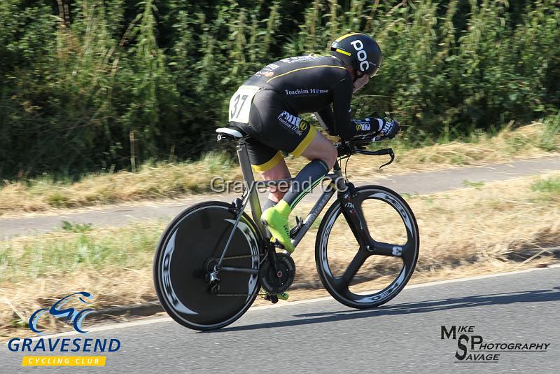 20180708-0955.jpg - Rider Robert Giles from PMR @ Toachim House at  Ramsay Cup 25 Time Trial 08-July-2018, Course Q25/8, Challock, Kent