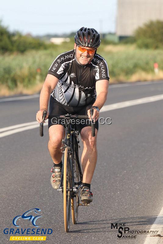 20180710-0079.jpg - Medway Tri Rider Peter Stawowski at GCC Evening 10 Time Trial 10-July-2018.  Isle of Grain, Kent.