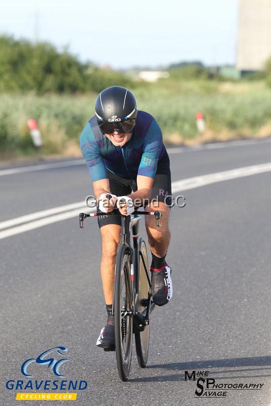 20180710-0114.jpg - Wigmore CC Rider Rodney Smith at GCC Evening 10 Time Trial 10-July-2018.  Isle of Grain, Kent.