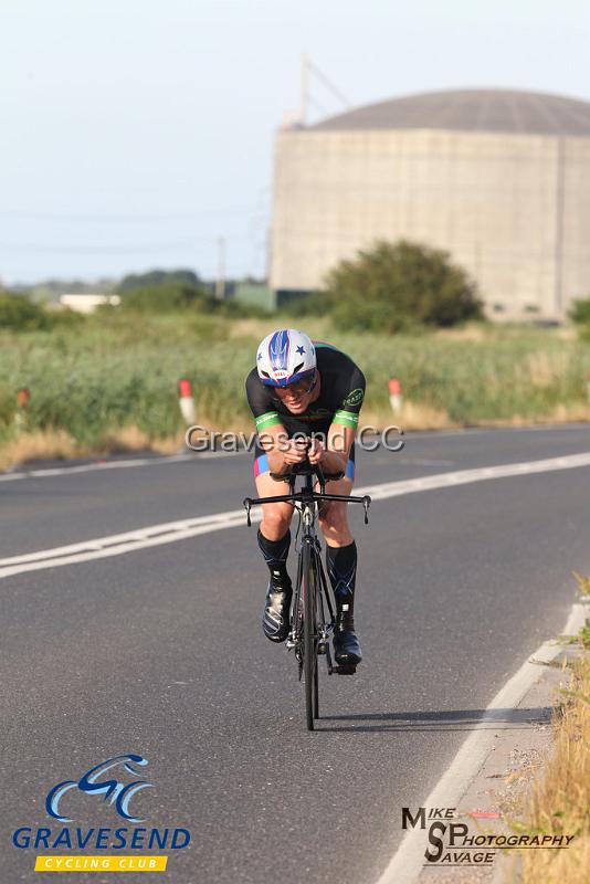 20180710-0124.jpg - Medway Tri Rider James Amy at GCC Evening 10 Time Trial 10-July-2018.  Isle of Grain, Kent.