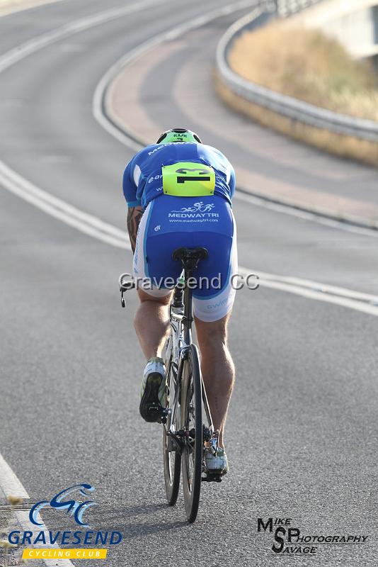 20180710-0162.jpg - Medway Tri Rider Karl Murley at GCC Evening 10 Time Trial 10-July-2018.  Isle of Grain, Kent.