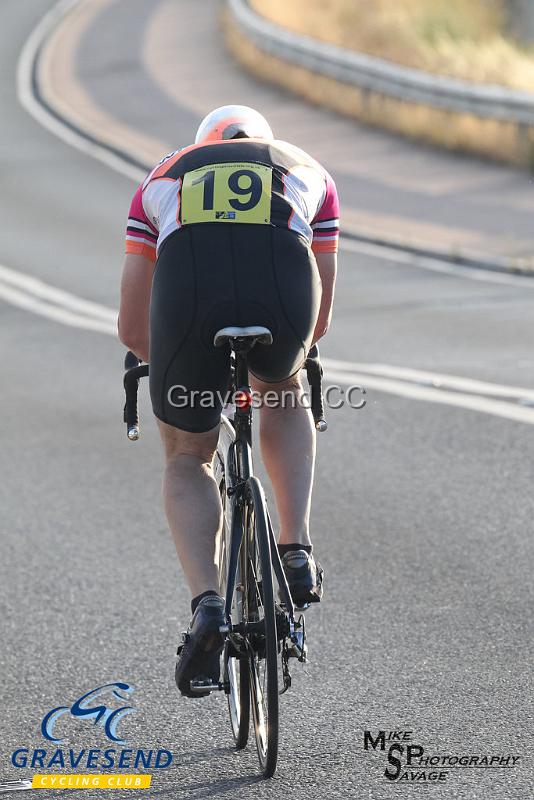 20180710-0243.jpg - Wigmore CC Rider Richard Masters at GCC Evening 10 Time Trial 10-July-2018.  Isle of Grain, Kent.