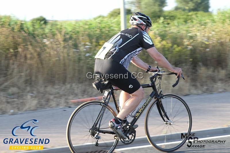 20180710-0428.jpg - Medway Tri Rider Peter Stawowski at GCC Evening 10 Time Trial 10-July-2018.  Isle of Grain, Kent.