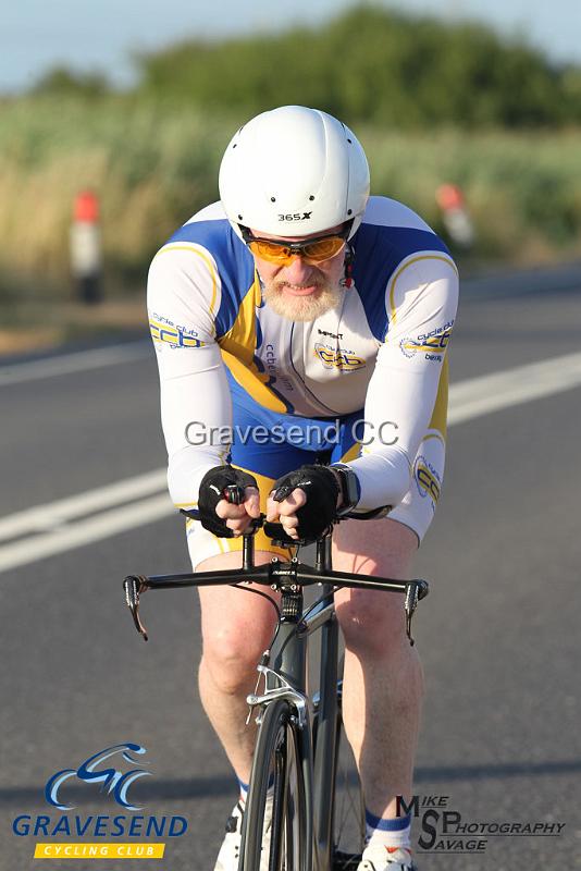 20180710-0453.jpg - CC Bexley Rider Mark Starbuck at GCC Evening 10 Time Trial 10-July-2018.  Isle of Grain, Kent.