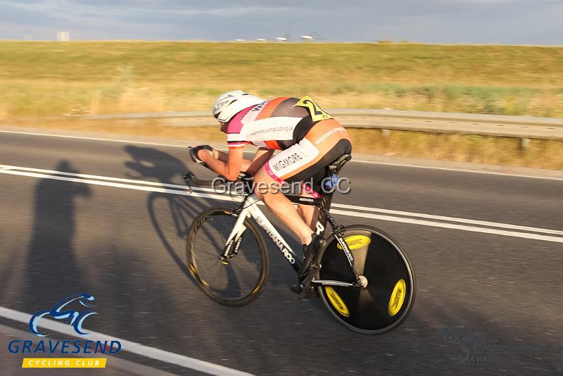 20180710-0526.jpg - Wigmore CC Rider Keith Walker at GCC Evening 10 Time Trial 10-July-2018.  Isle of Grain, Kent.