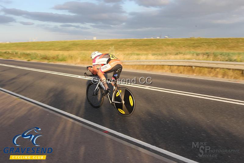 20180710-0527.jpg - Wigmore CC Rider Keith Walker at GCC Evening 10 Time Trial 10-July-2018.  Isle of Grain, Kent.