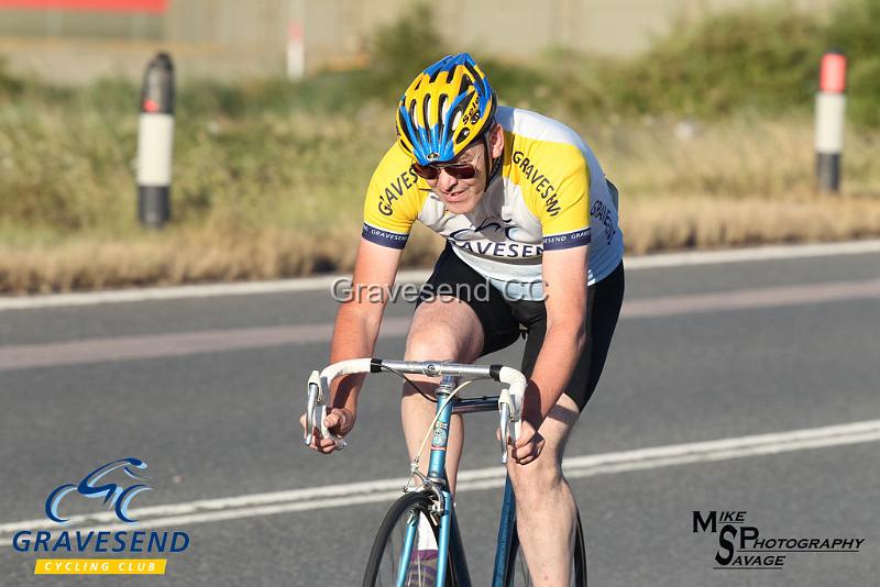 20180731-0008.jpg - GCC Rider Dave Abbots at GCC Evening 10 Time Trial 31-July-2018.  Isle of Grain, Kent.
