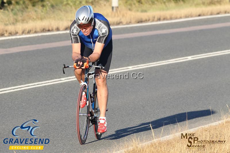 20180731-0135.jpg - VC Elan Rider Gary Birch at GCC Evening 10 Time Trial 31-July-2018.  Isle of Grain, Kent.