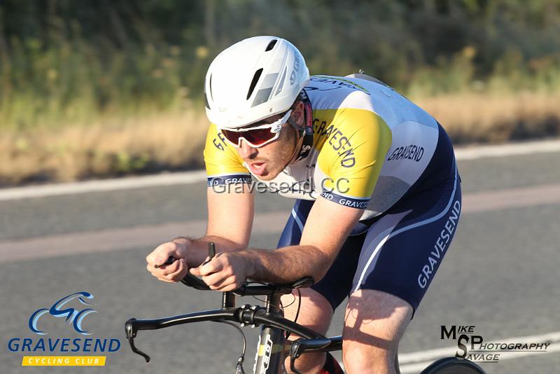 20180731-0240.jpg - GCC Rider Steve Harrington at GCC Evening 10 Time Trial 31-July-2018.  Isle of Grain, Kent.